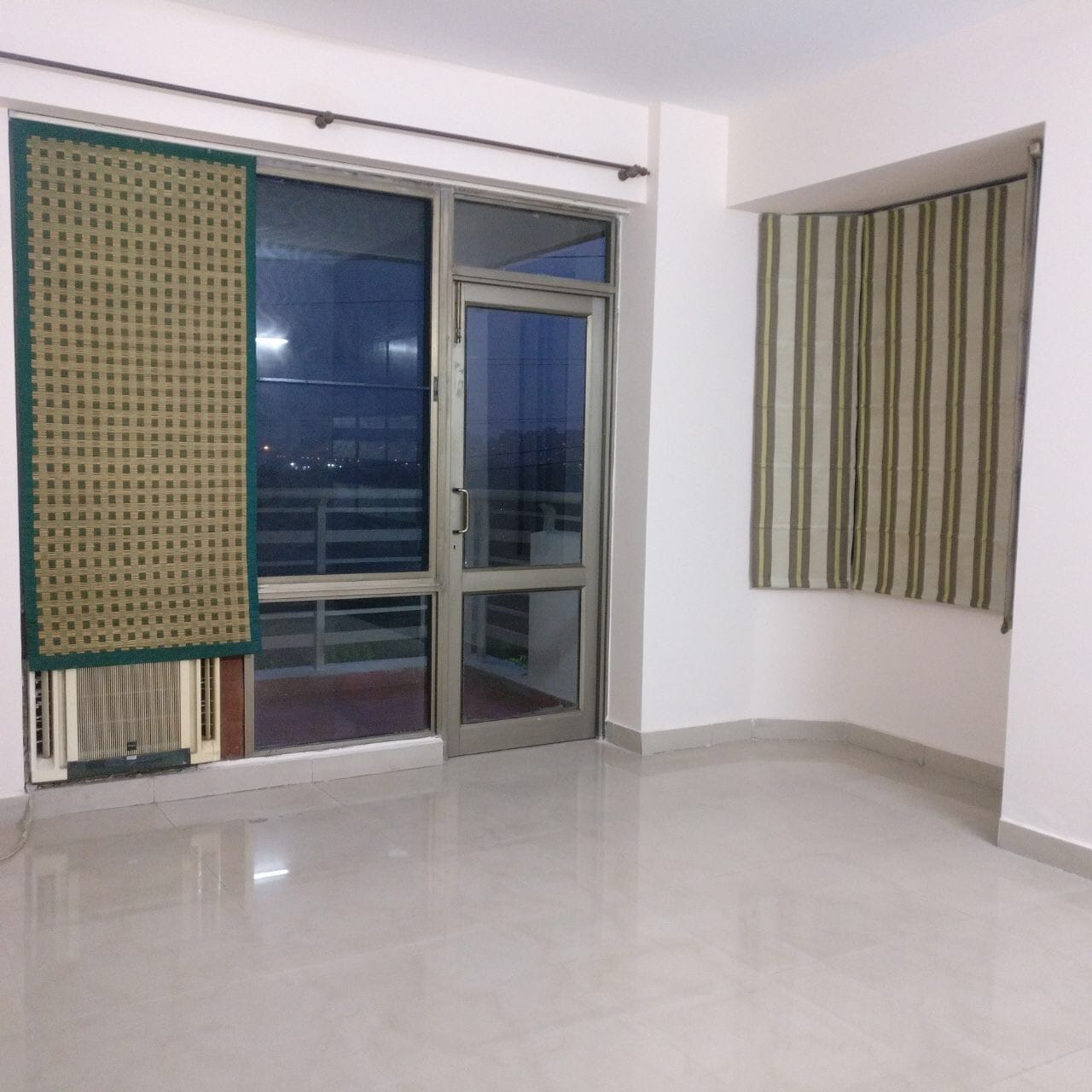 4 BHK Apartment in Sector 52
