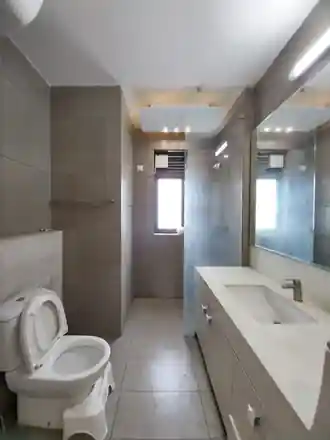 Finished bathroom in the Ireo Skyon 3 BHK apartment for sale in Sector 60 Gurgaon